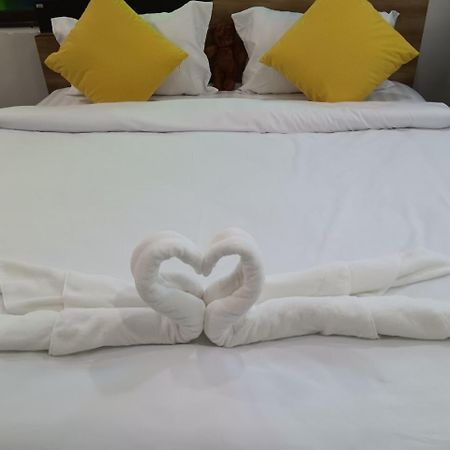 Nimman 9 Hotel Chiang Mai Bagian luar foto