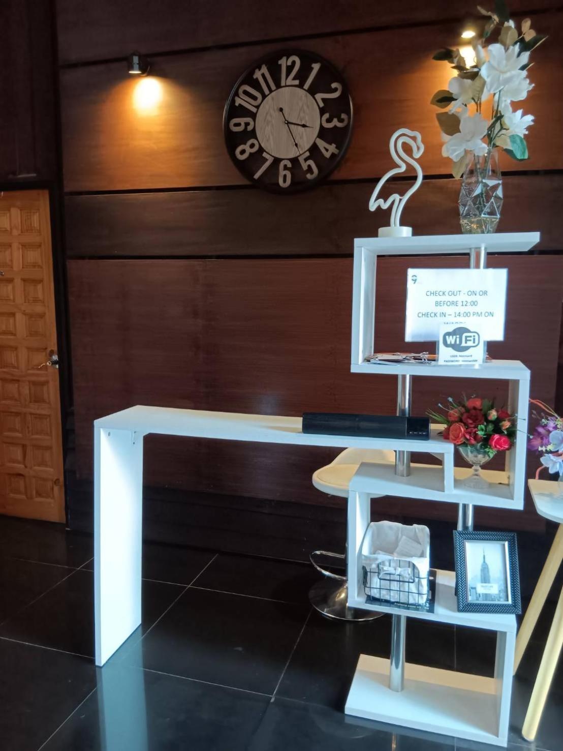 Nimman 9 Hotel Chiang Mai Bagian luar foto