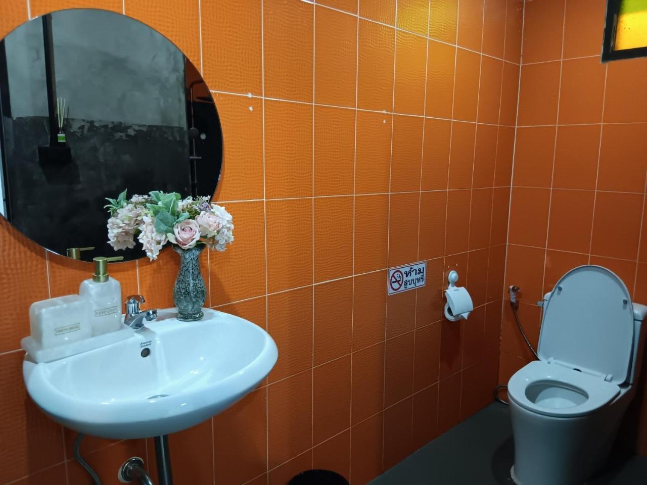 Nimman 9 Hotel Chiang Mai Bagian luar foto
